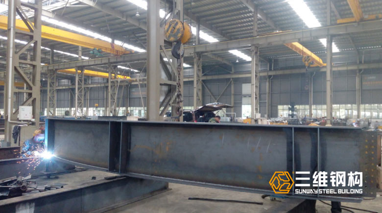 三維鋼構件的加工